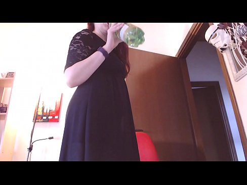 ❤️ Un escravo sumiso que adora as bragas sucias e deliciosas vese obrigado a masturbarse despois de ver este vídeo! ️ Porno a nós gl.com-porn-zog.ru ﹏